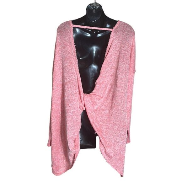 Torrid oversized knit coral/white open twist back 1/1x 3/4 sleeve - Picture 2 of 5